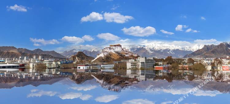 拉萨雪域天堂国际大酒店图片