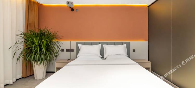 伊宁欢住酒店(六星街景区店)图片