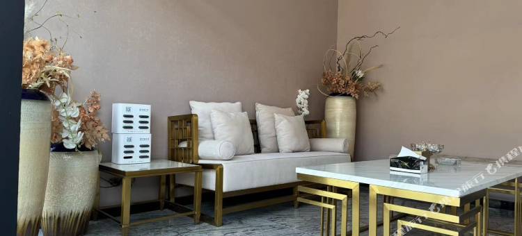 乐菲酒店(拉萨火车站王府井店)图片