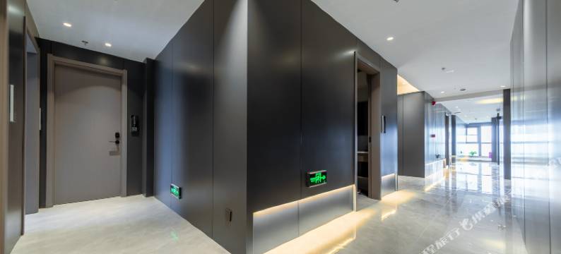 舟山岚风智能海景酒店(普陀半升洞码头店)图片