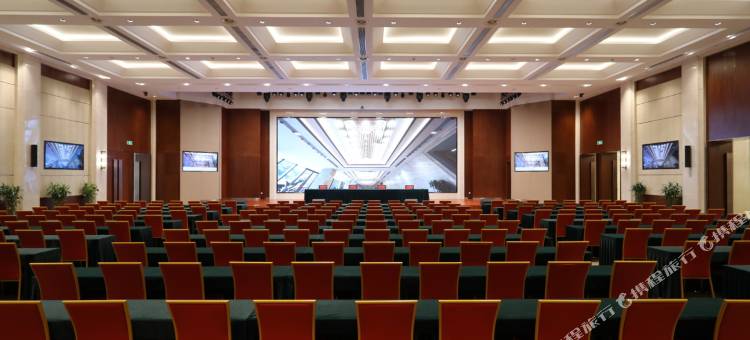 艺龙玺程国际酒店(遂宁国际会展中心店)图片