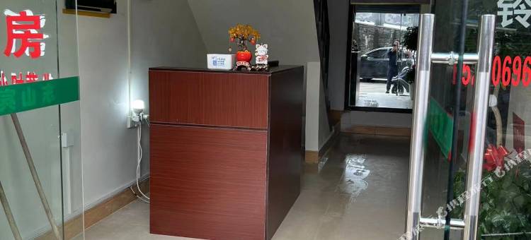 大余东山旅馆图片