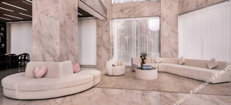 舒心七彩大酒店图片