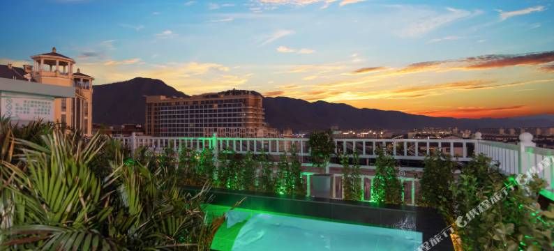 陌上轻雅温泉酒店(腾冲主城区文星楼店)图片