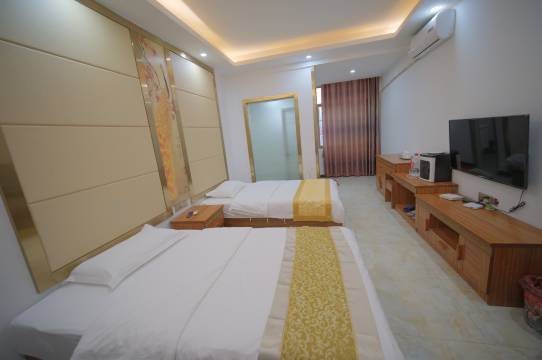 打洛鹏达商务酒店