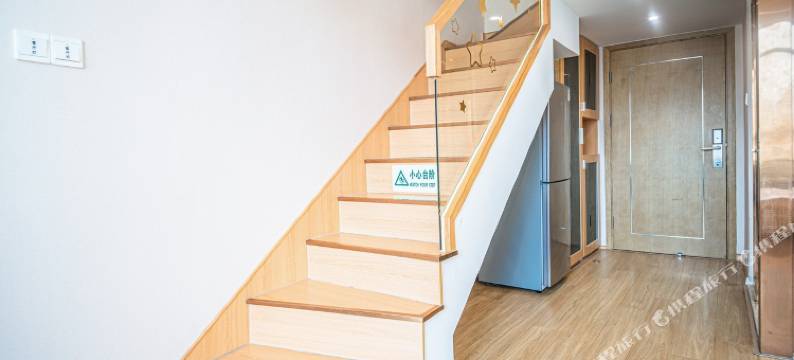 杭州柒月公寓(宋城美院音乐学院店)图片