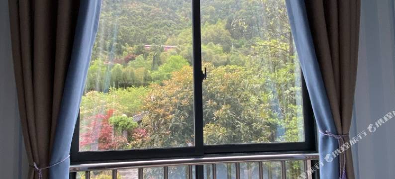 重庆谷里客栈(黑山谷南门店)图片