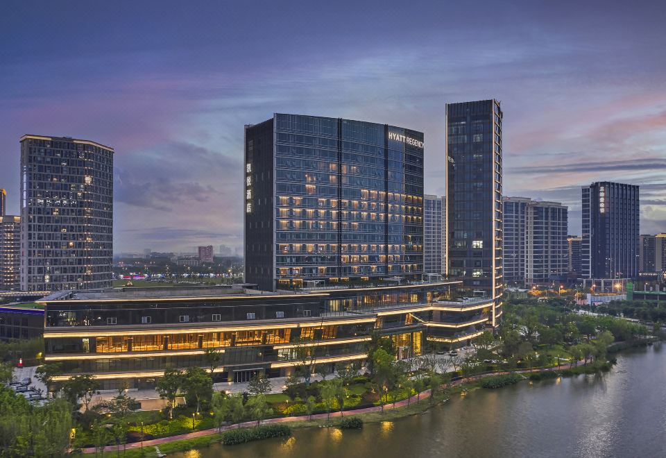 Hyatt Regency Shanghai Songjiang Over view