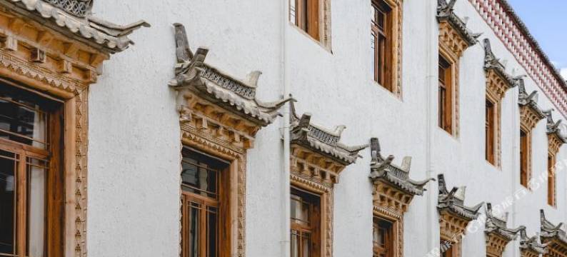 香格里拉钦仓民宿(独克宗古城店)图片