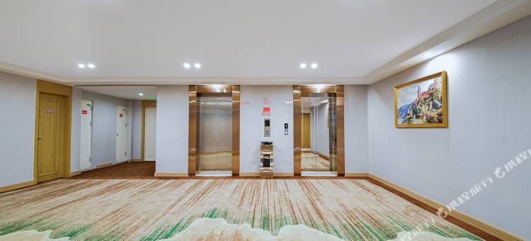 维也纳酒店(库尔勒建国路人民广场店)图片