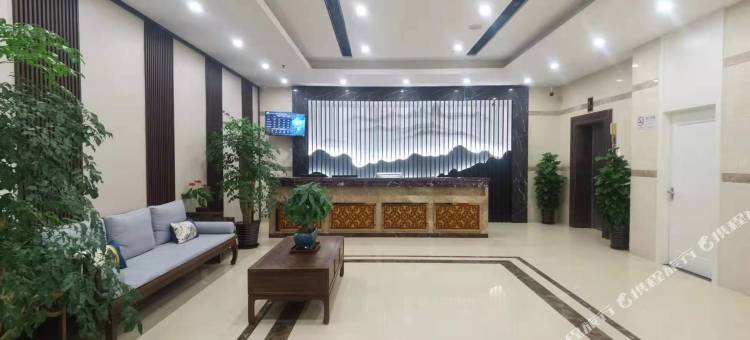 睿柏·云酒店(上海佘山欢乐谷店)图片