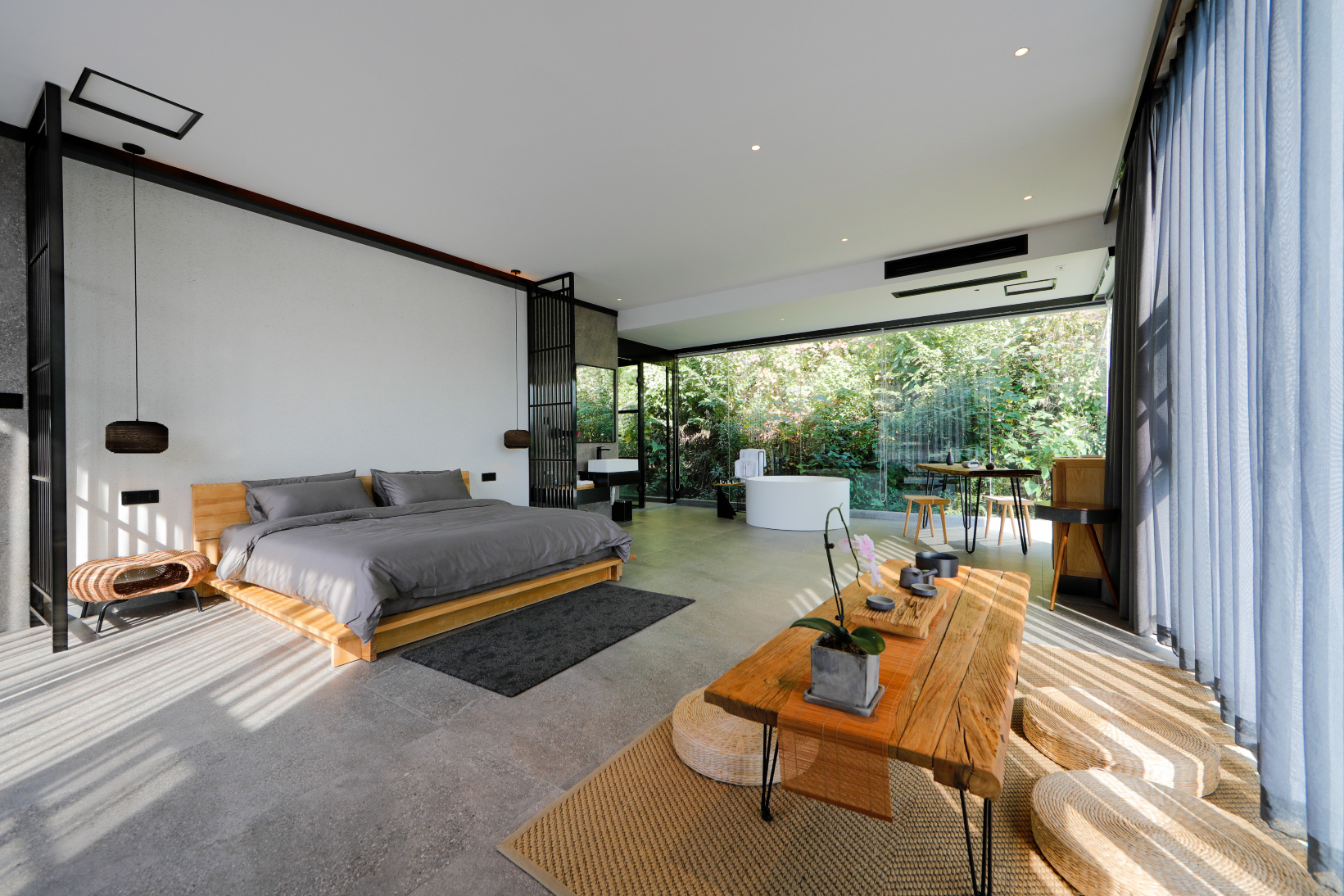 Deshe Life Guesthouse Hotel Overview