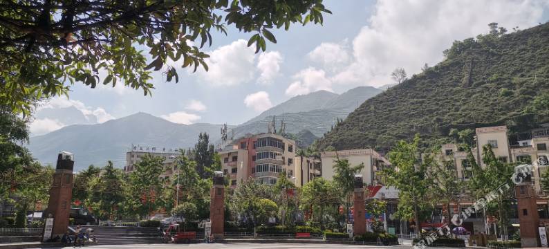 汶川龙禹酒店图片