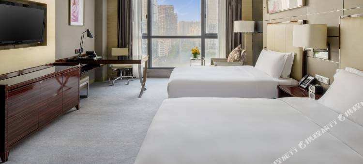 深圳龙岗珠江皇冠假日酒店图片