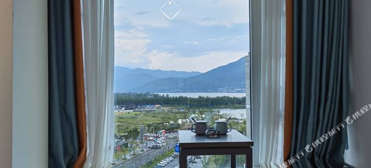 爱伯曼轻奢酒店(西昌邛海17度店)图片