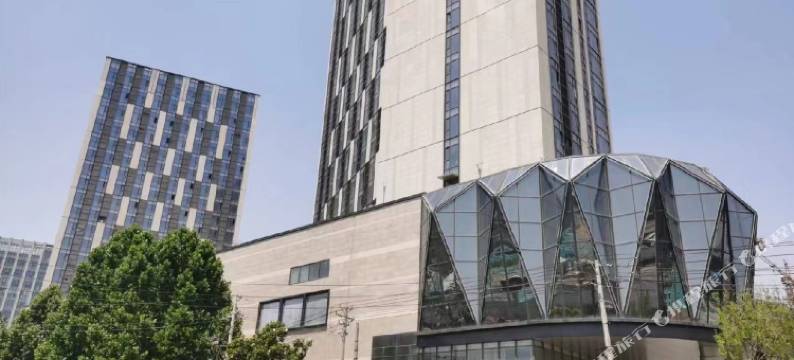 乐途轻奢民宿(锦荣UIB塔店)图片