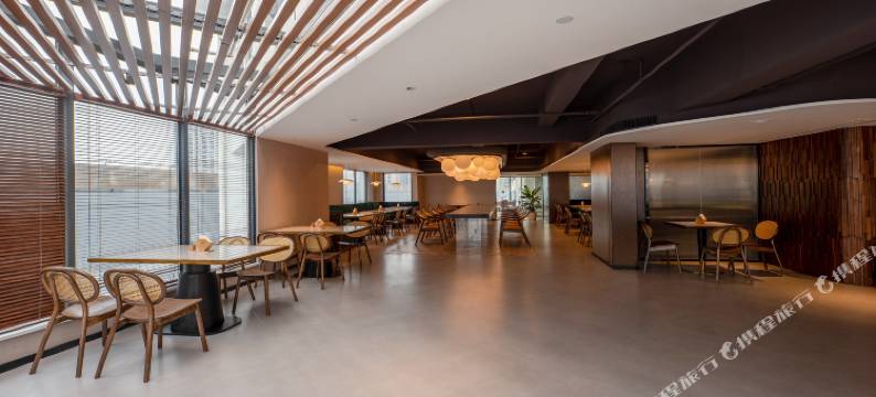 漫悦兰庭酒店(江北佳兆业市政府店)图片