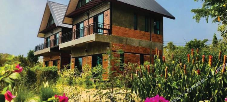 Parichat house图片