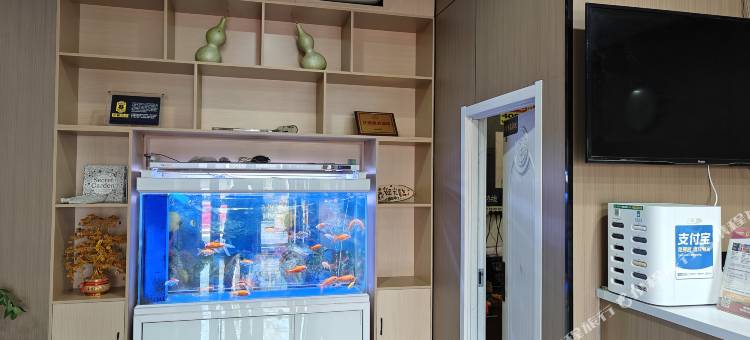 速8优选酒店(中赢广场鸳鸯湖店)图片