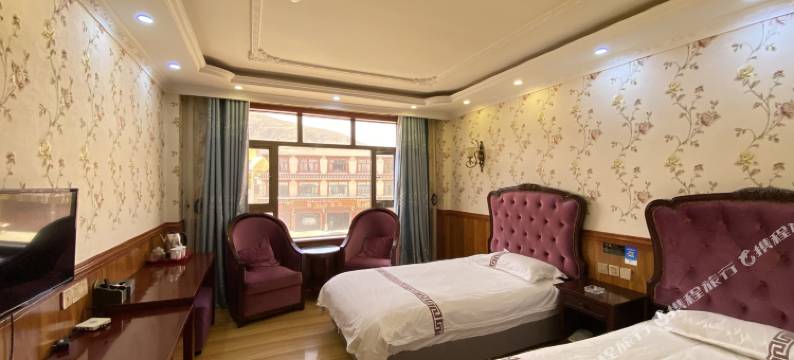 久治玖月商务酒店图片