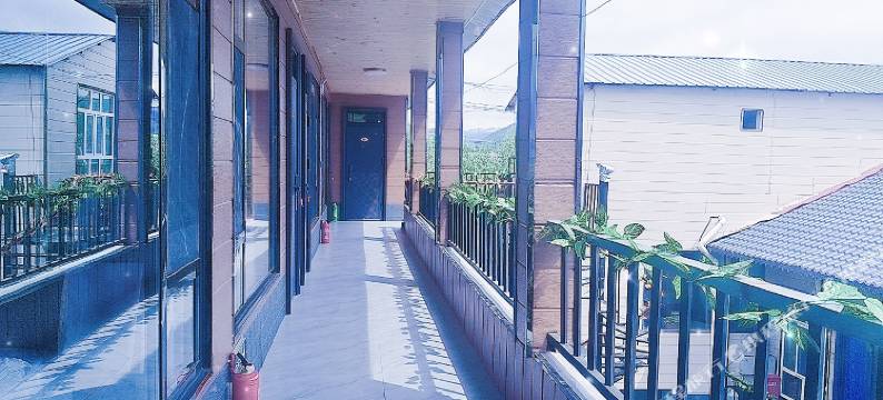 新源马学虎乡村客栈图片