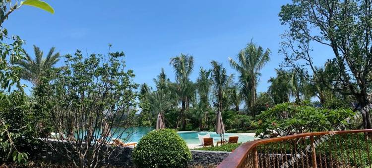 铂尔顿酒店(北海阳光城悦江海店)图片