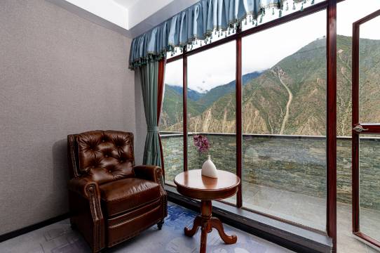 紫宸泊阅·梅里冰酒庄园图片