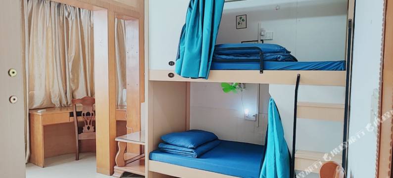 下一站柳州纯男生青年驿站民宿(青云民生市场音乐喷泉店)图片