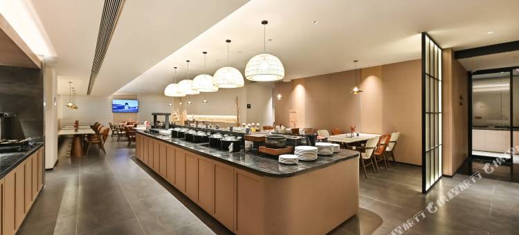 林芝墨脱莲花公园亚朵酒店图片