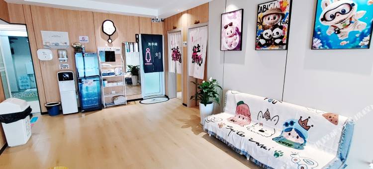 小逸青旅民宿(徐州火车站店)图片