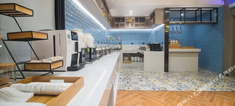 宜尚酒店(长沙五一广场火车站地铁站店)图片