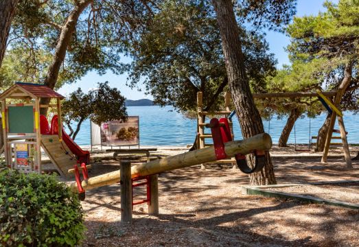 Hotel Pinija Hotel Overview