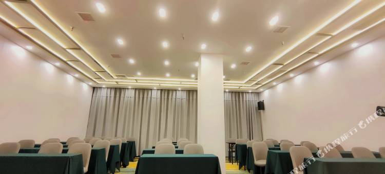 太白山水·温泉酒店(音乐喷泉店)图片