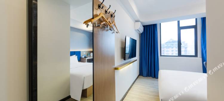 7天优品酒店(武汉江汉路地铁站步行街店)图片