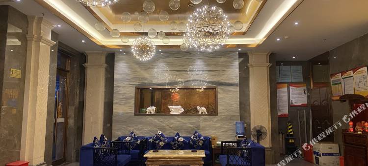 安溪冠群大酒店(中国茶博汇万达广场店)图片