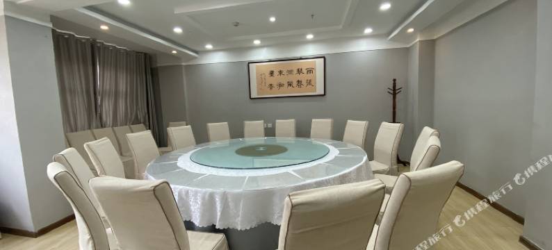 汤阴鸿程商务酒店图片