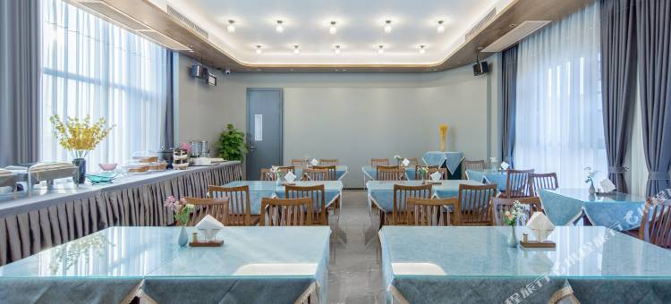 岳阳悦栖酒店(熊猫苑店)图片