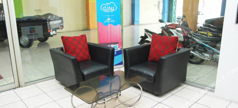 索罗格利亚苏亚酒店(Griya Surya Hostel)图片