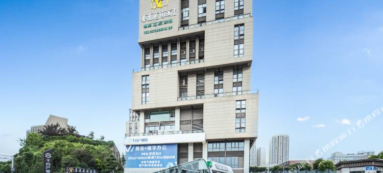 喜庭花园酒店(重庆三亚湾创意公园店)图片