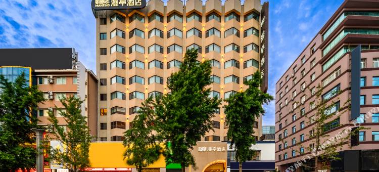 烟台站万达广场漫亭酒店图片