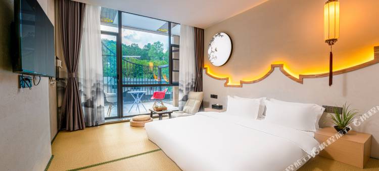 老君山旺顶度假酒店(老君山云景索道店)图片