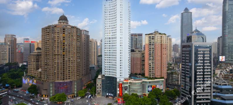 别舍·小筑高空影音观景酒店(河滨公园甲秀楼店)图片