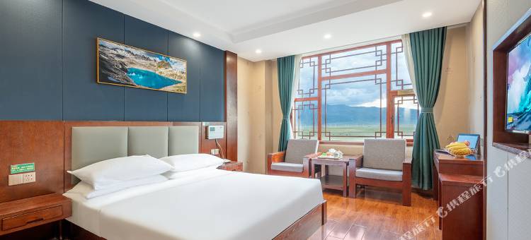 维也纳3好酒店(理塘城区店)图片