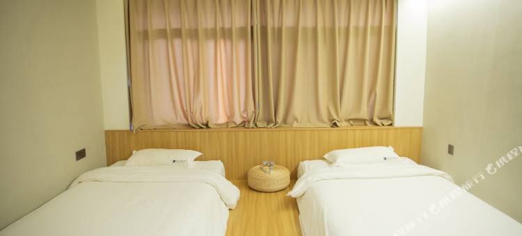 度主题电竞酒店图片