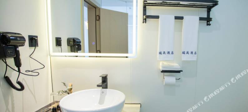 璞悦酒店(珠海拱北口岸店)图片