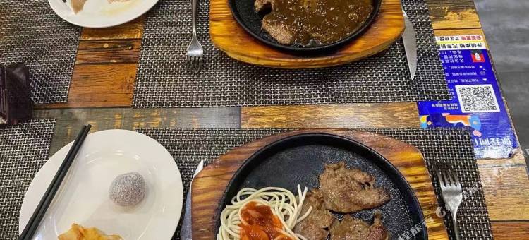 石榴酒店(吐鲁番高铁北站交河机场店)图片