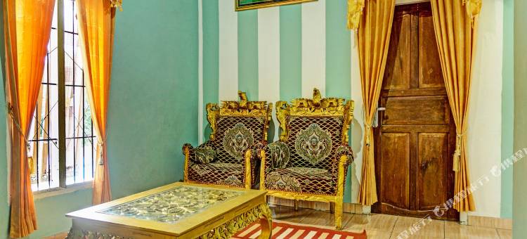 SPOT ON 92169扎赫拉清真寺民宿(Homestay Zahra Syariah Gunung Dempo Mitra RedDoorz)图片