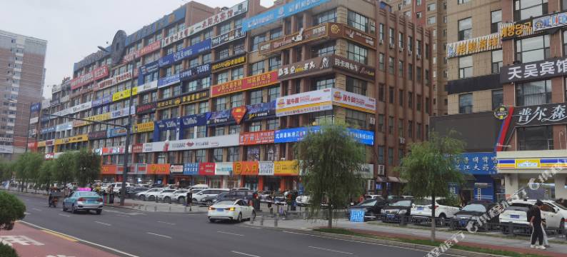 延吉市有样影院度假民宿(延边大学网红墙店)图片