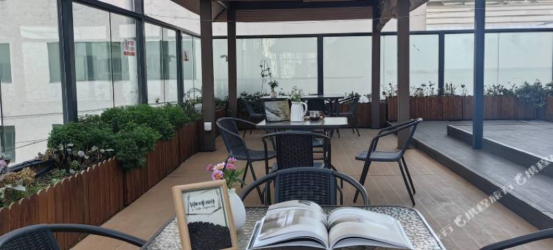 昆明蓝湾公寓(东风广场地铁站)图片