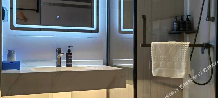 雅美途酒店(凭祥汽车总站越南风情街店)图片